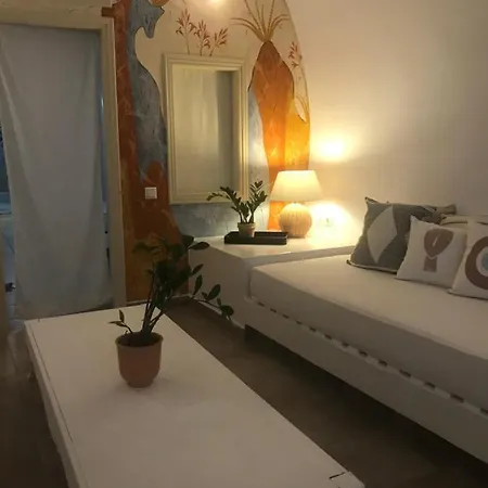 Cave Horizon And Villa *