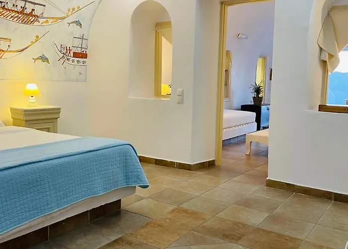 Cave Horizon And Vila