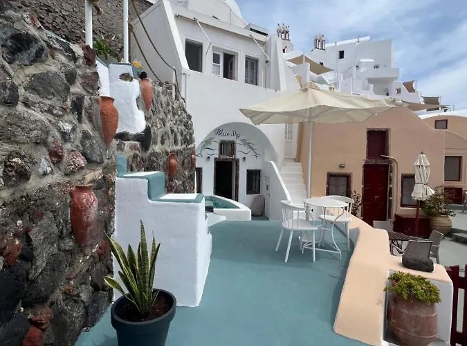 Cave Horizon And Oia