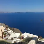 Cave Horizon And Vila