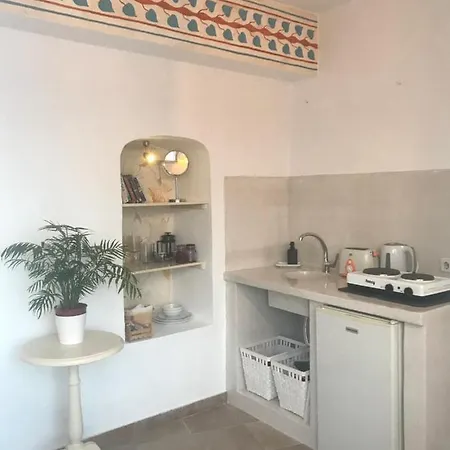 Vila Cave Horizon And *